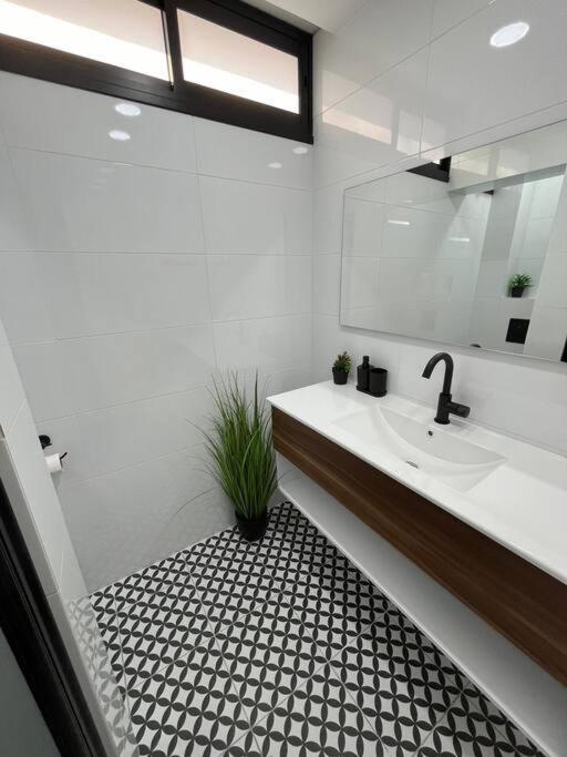 Villa לואיס בוטיק- Luis Boutique Eilat